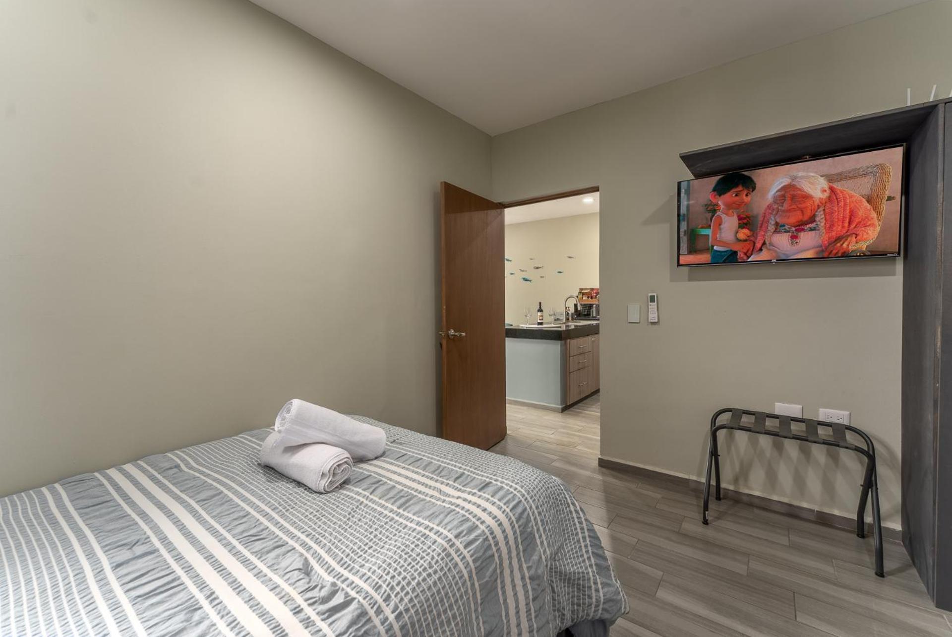 New & Modern, 5 Star Area, Walk 2 Beach, Pool, Views, King Bed Масатлан Екстериор снимка